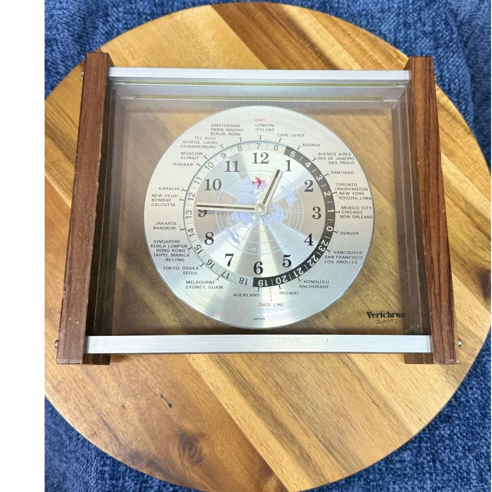 Vintage Verichron Quartz World Time Zone GMT Desk Clock Japan Red Airplane